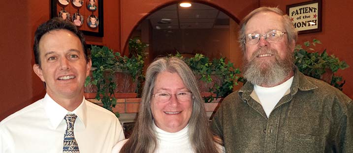 Chiropractor Atascadero CA Dr. Darren Hart with Patients